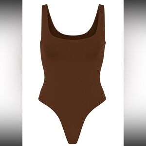 Skims Soft Smoothing Thong Bodysuit in Cocoa XL/1X